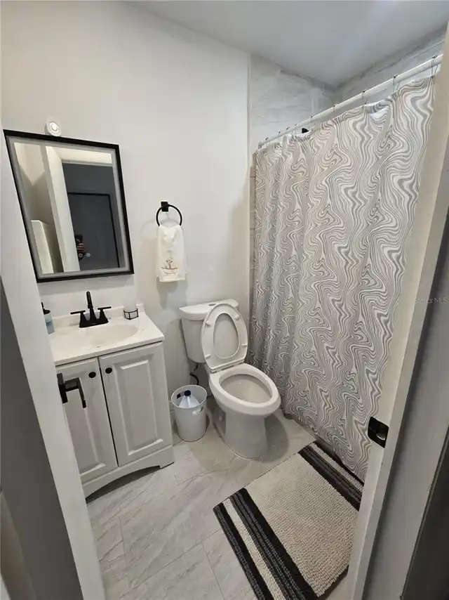 Listing Photo 8