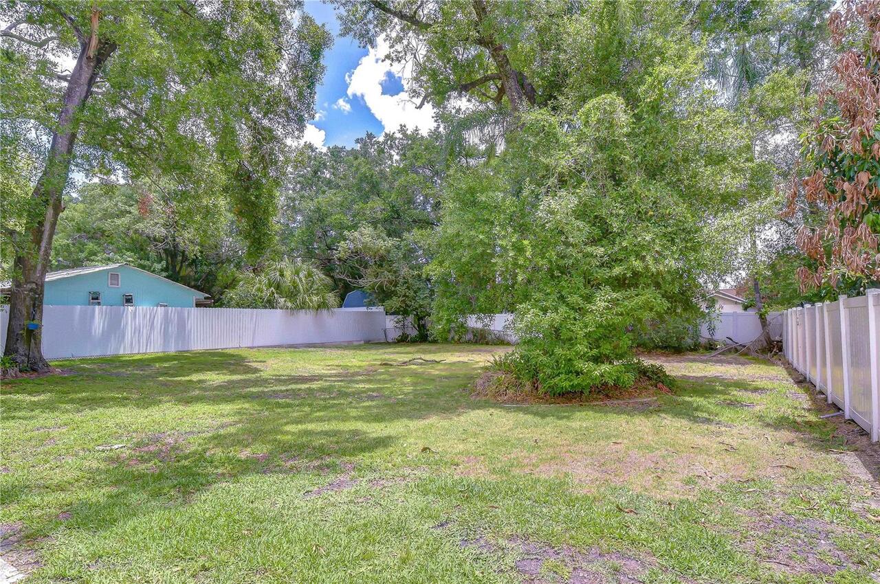 Listing Photo 8