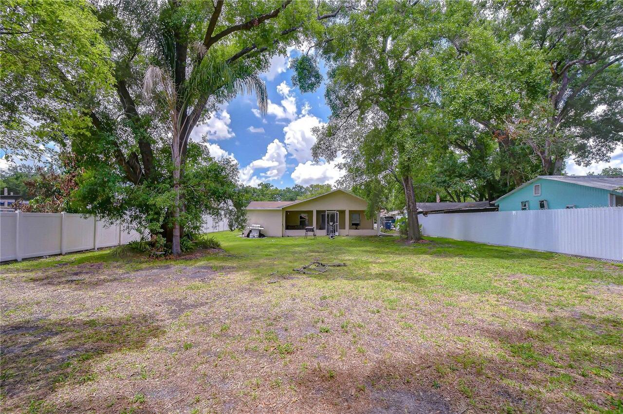 Listing Photo 9