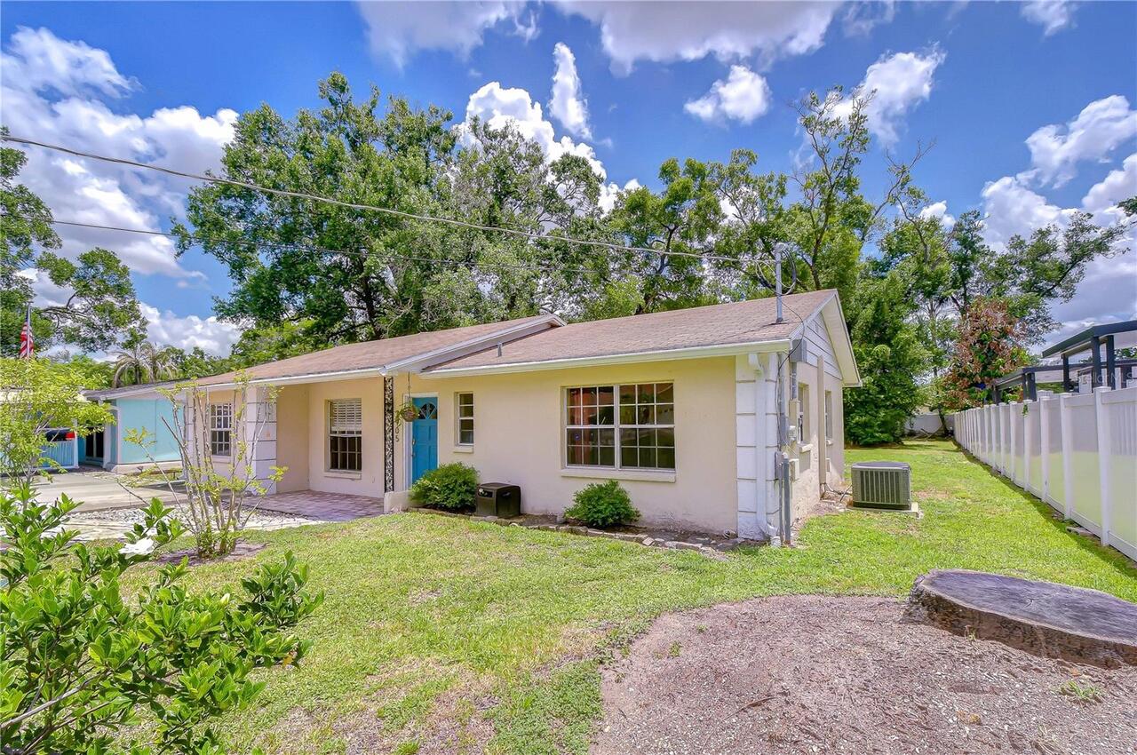 Listing Photo 11