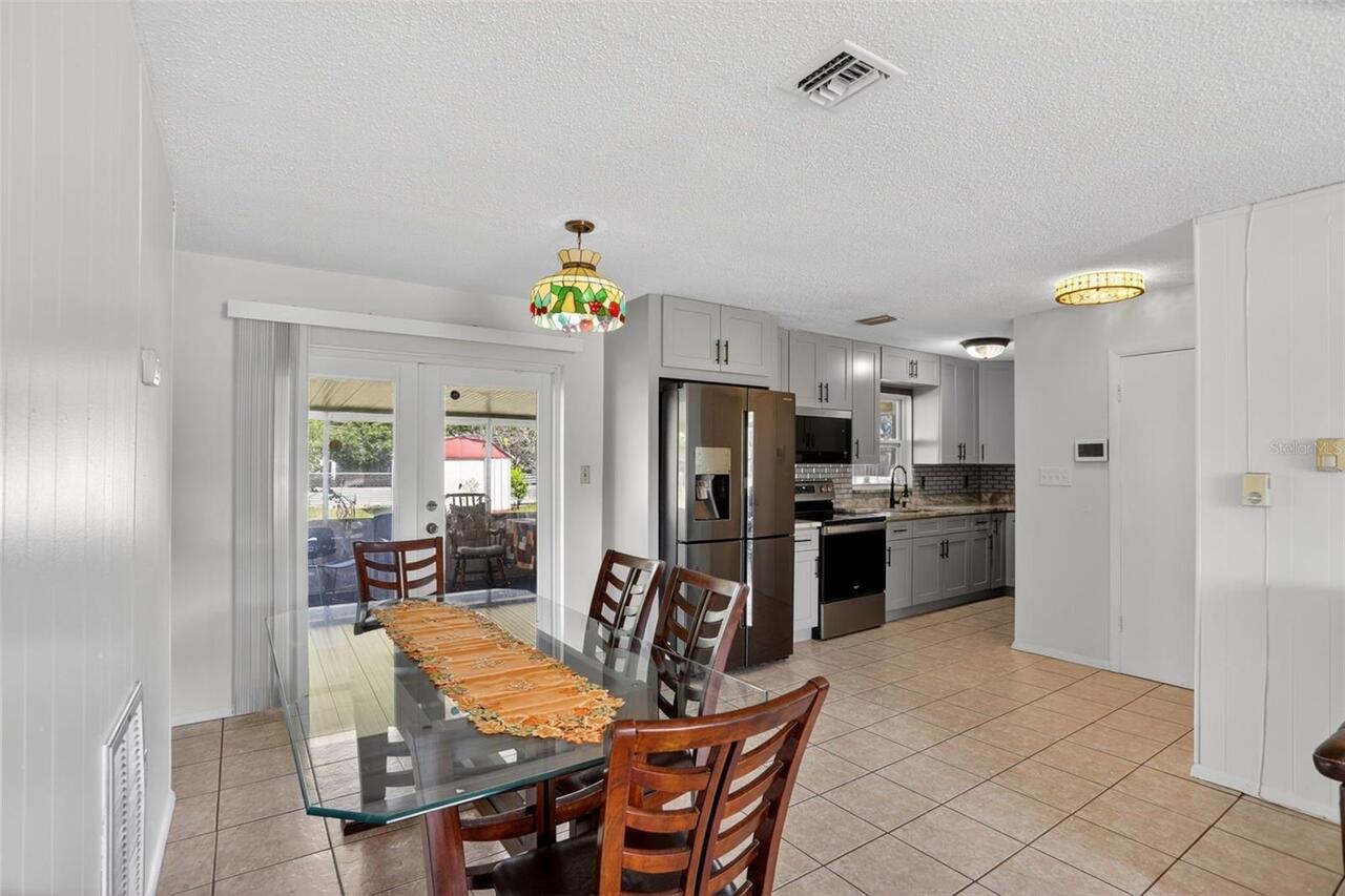 Listing Photo 8