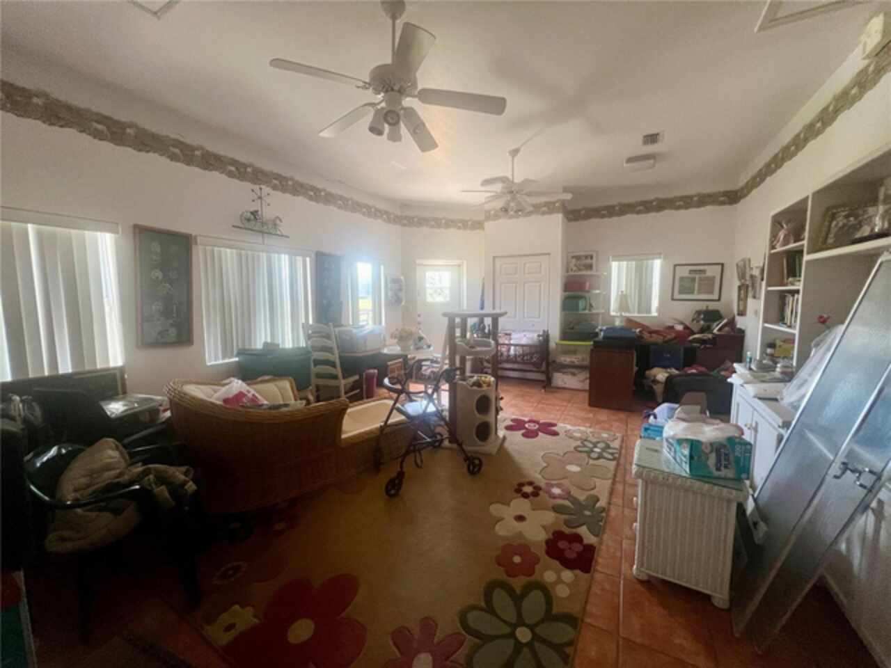 Listing Photo 17