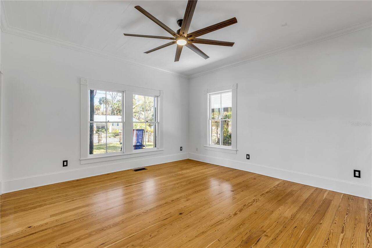 Listing Photo 25