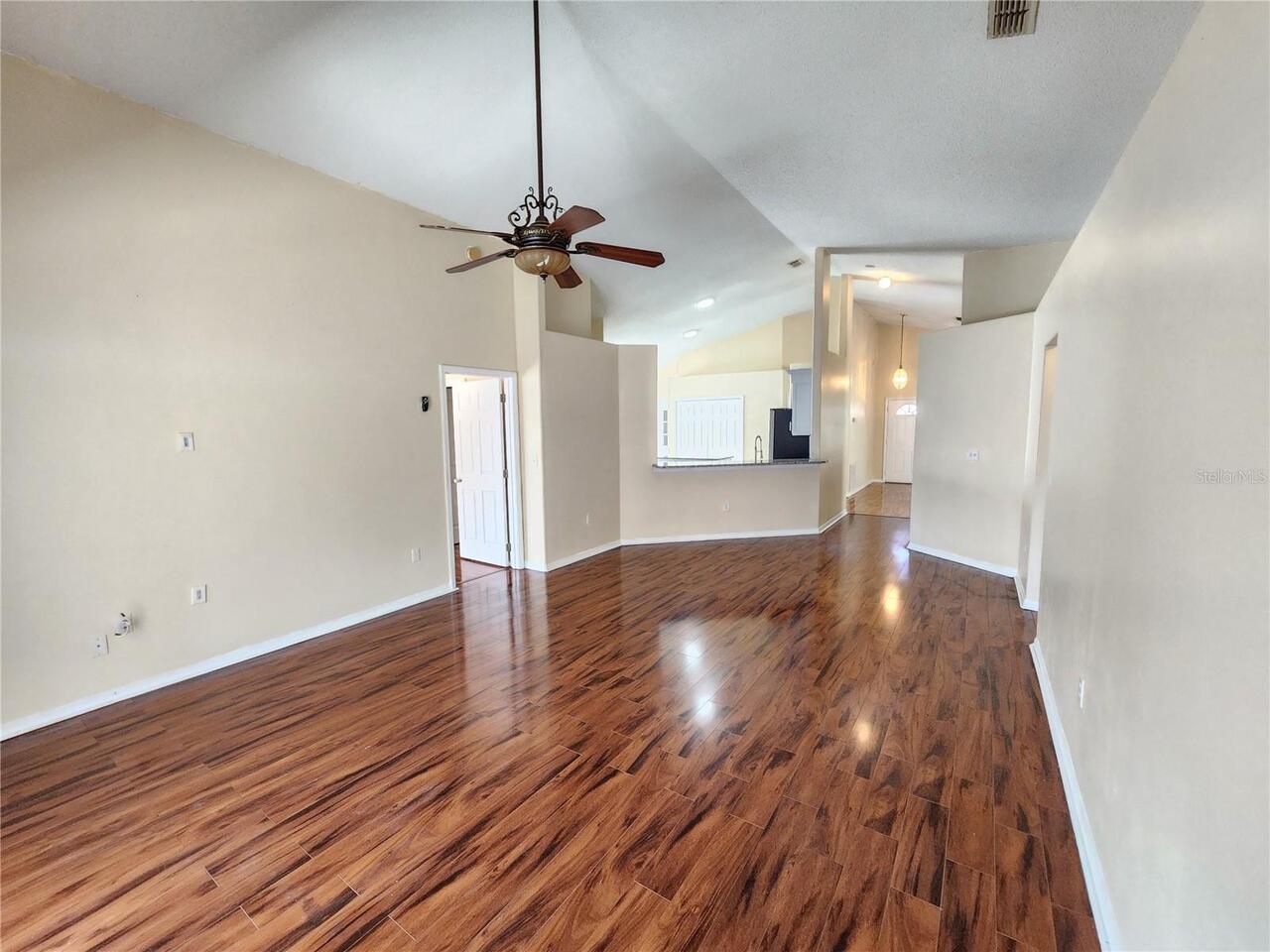 Listing Photo 7