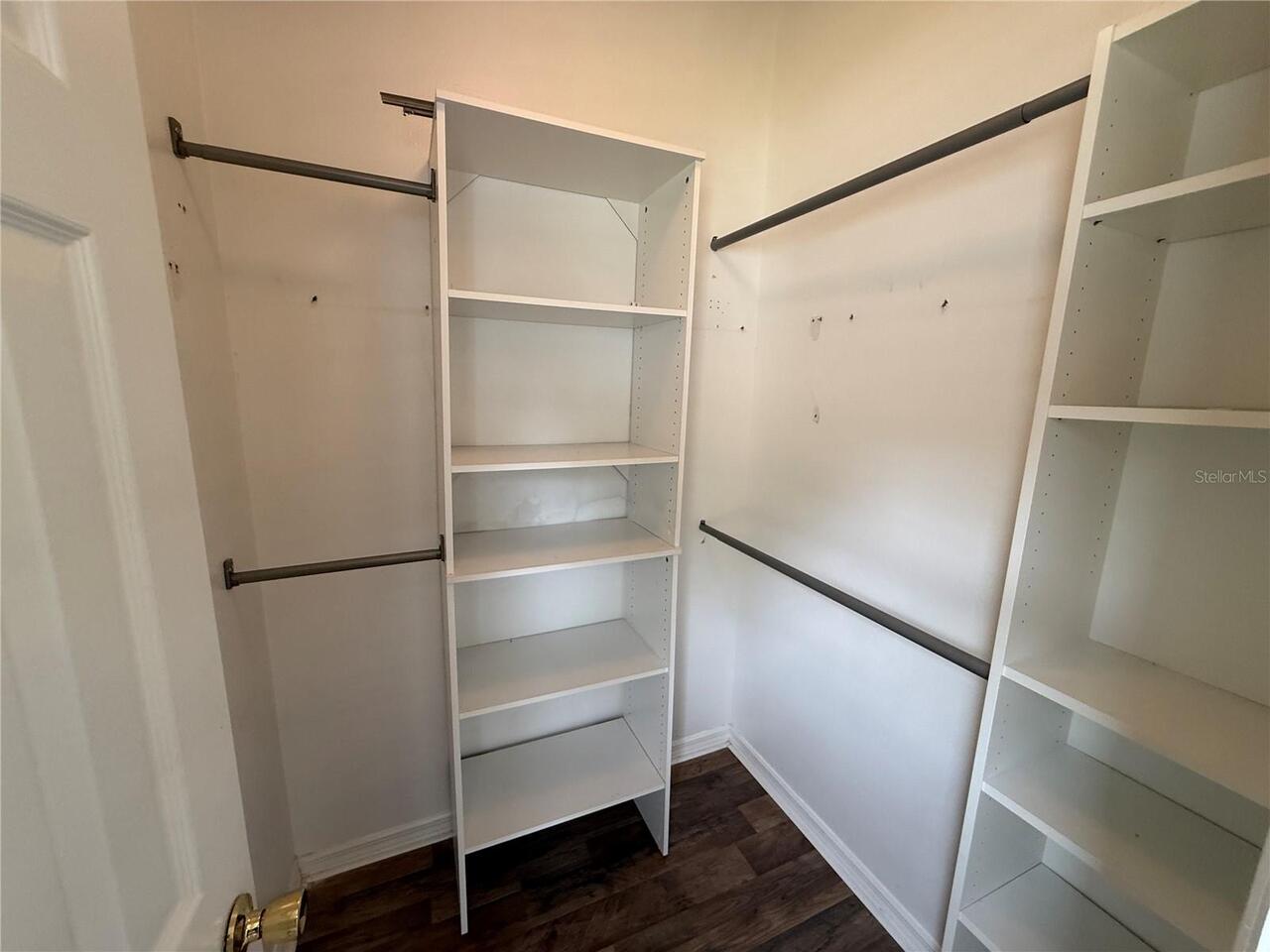 Listing Photo 12