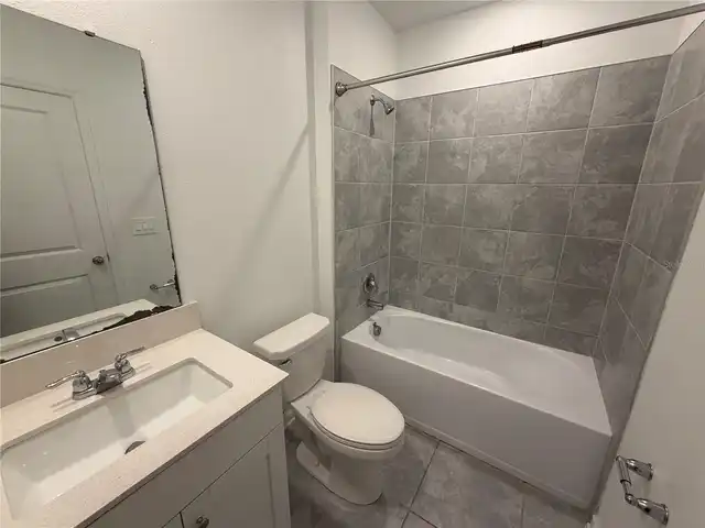 Listing Photo 10