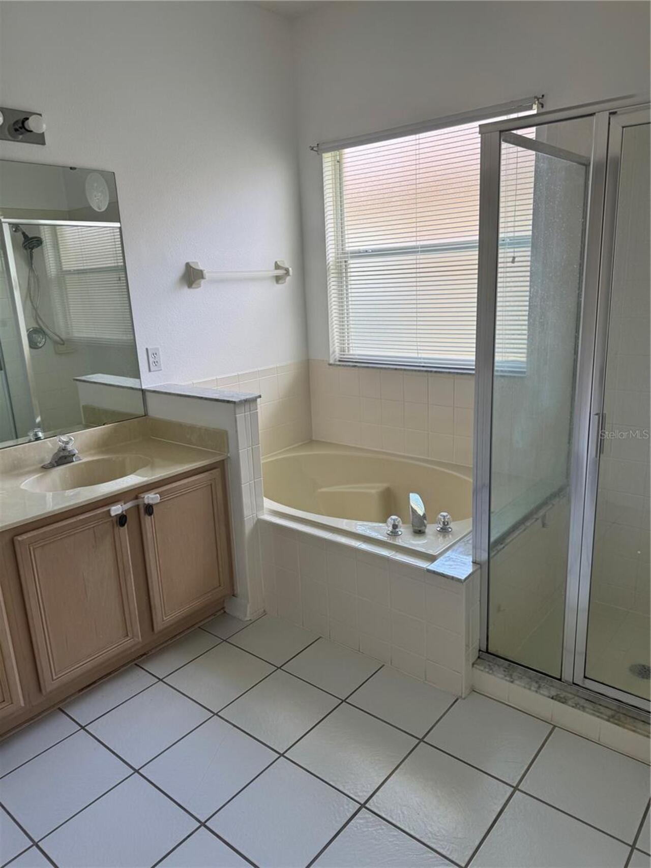 Listing Photo 11