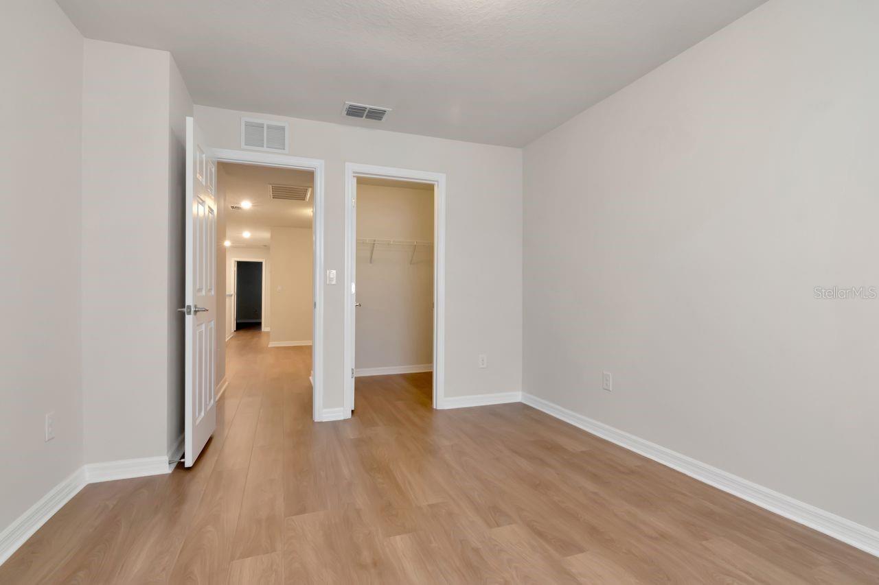 Listing Photo 34