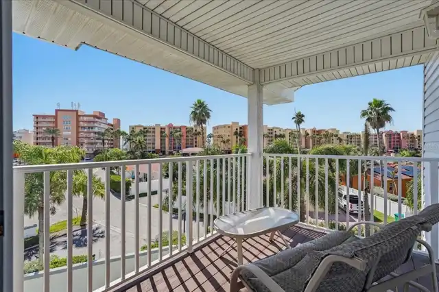 Listing Photo 17