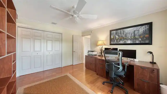 Listing Photo 18