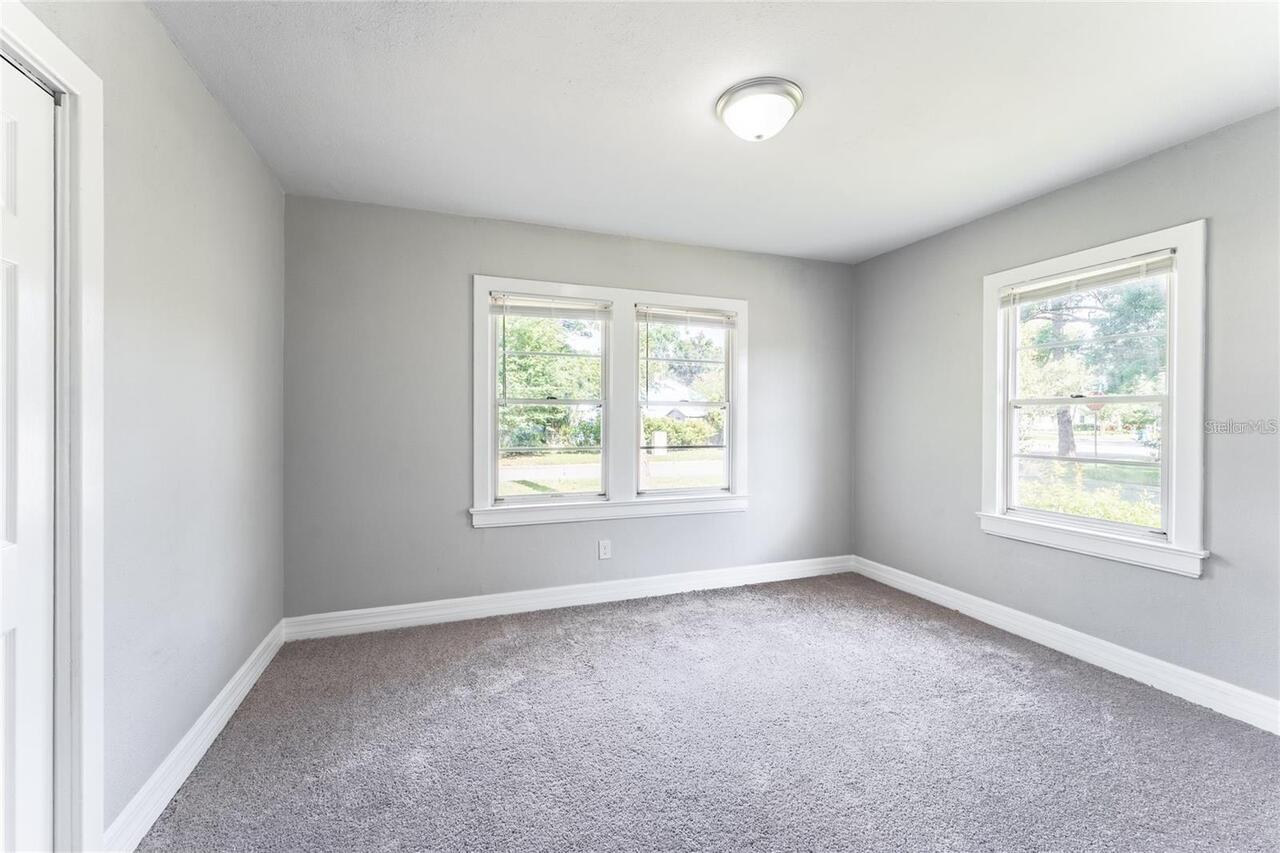 Listing Photo 14