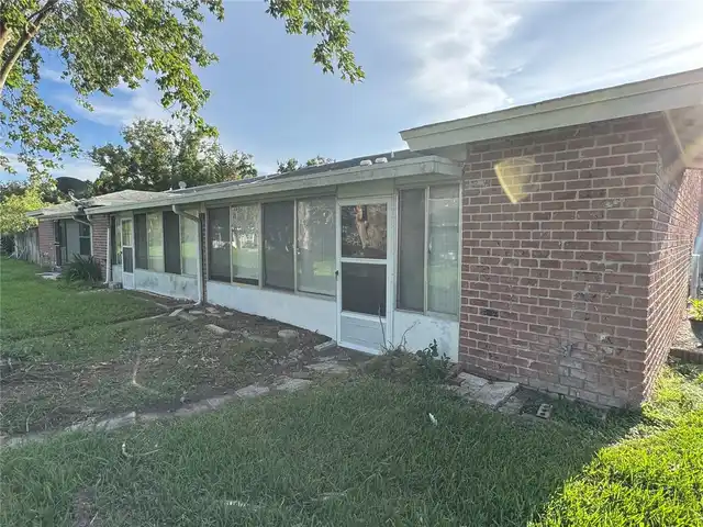 Listing Photo 16