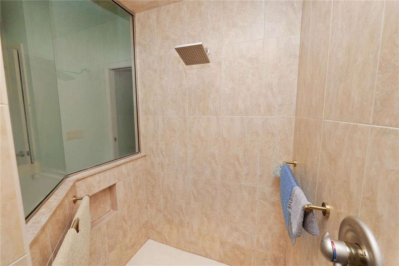 Listing Photo 33