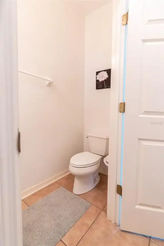 Listing Photo 9