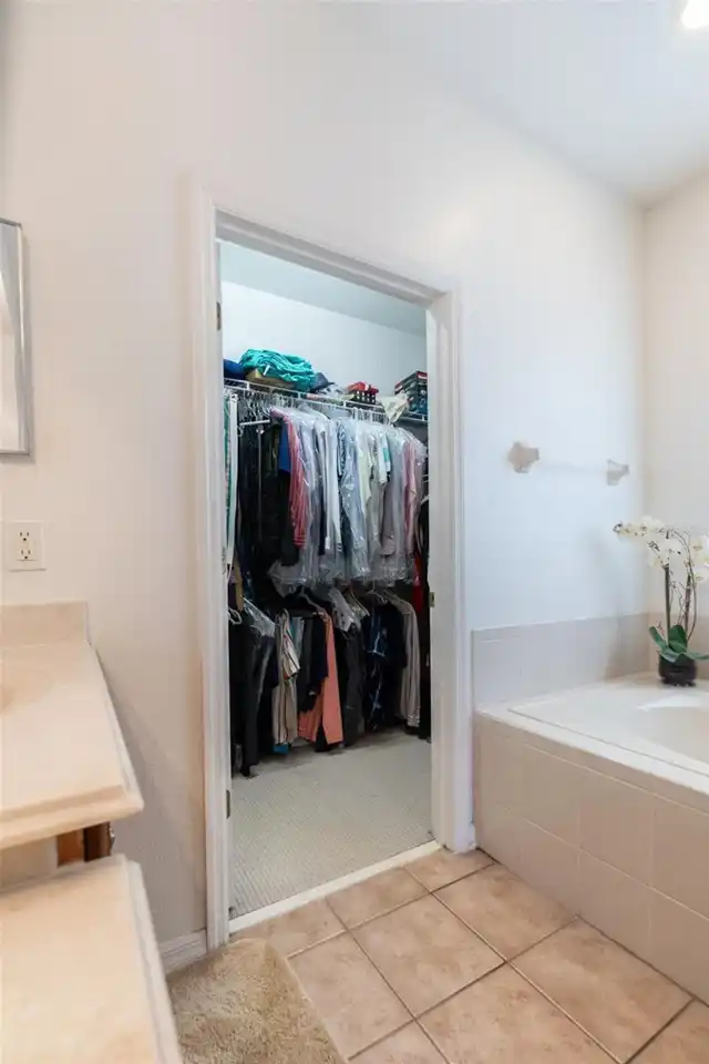 Listing Photo 16