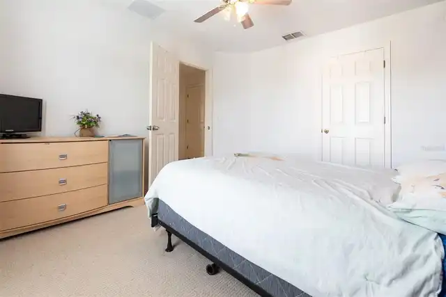 Listing Photo 25