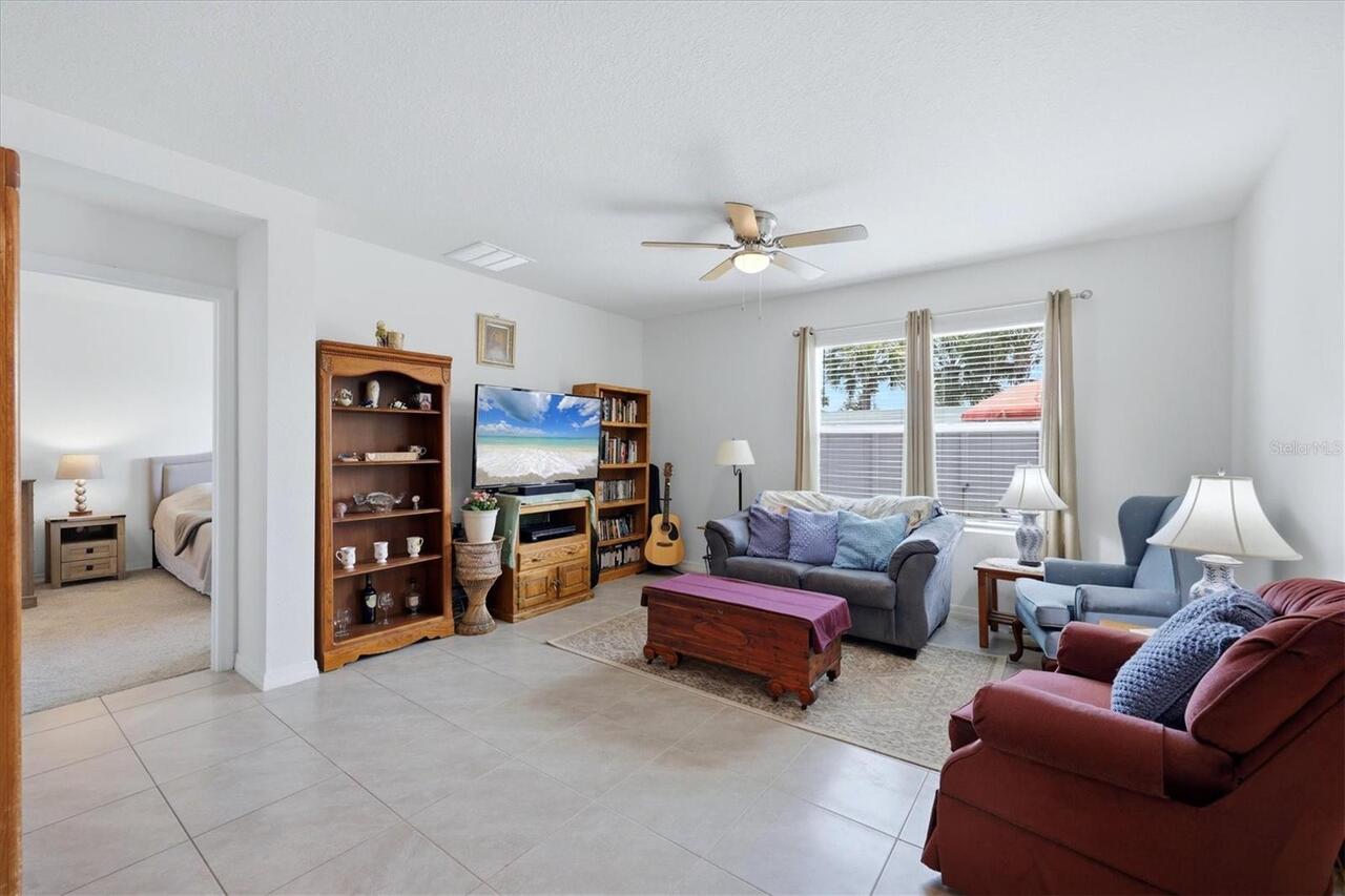 Listing Photo 7