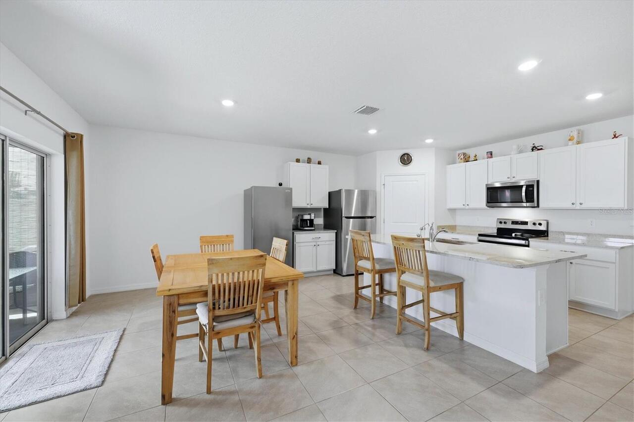 Listing Photo 10
