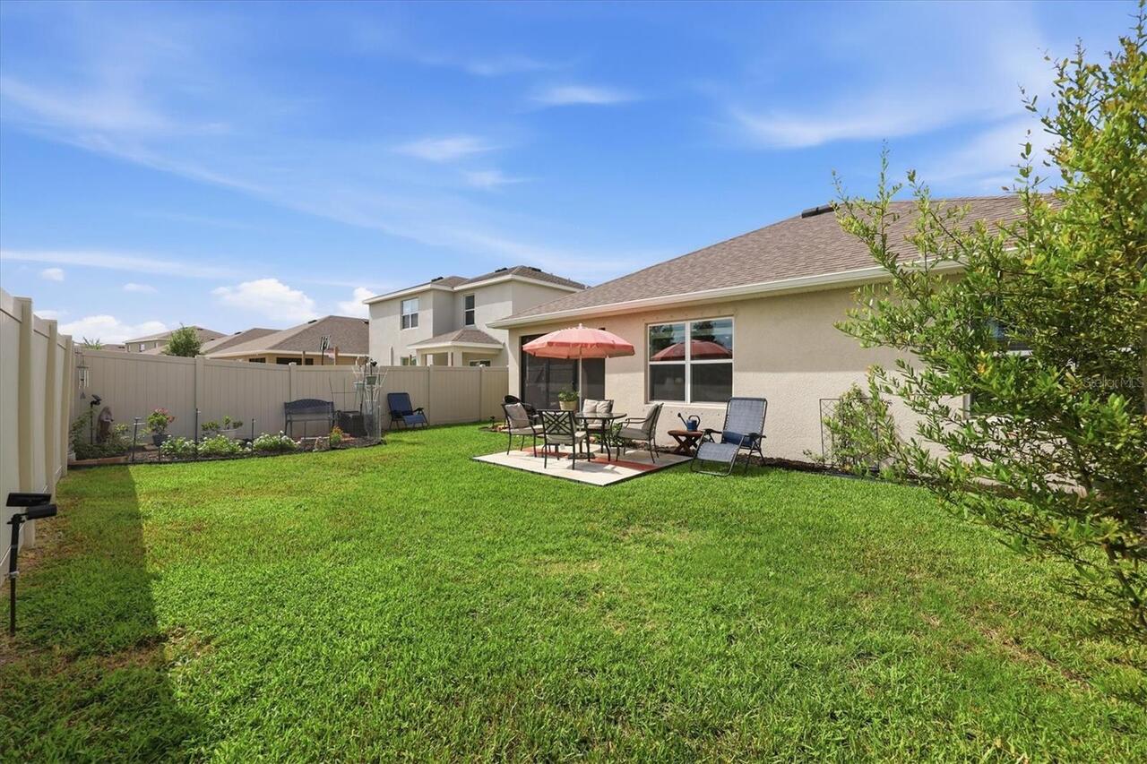 Listing Photo 8