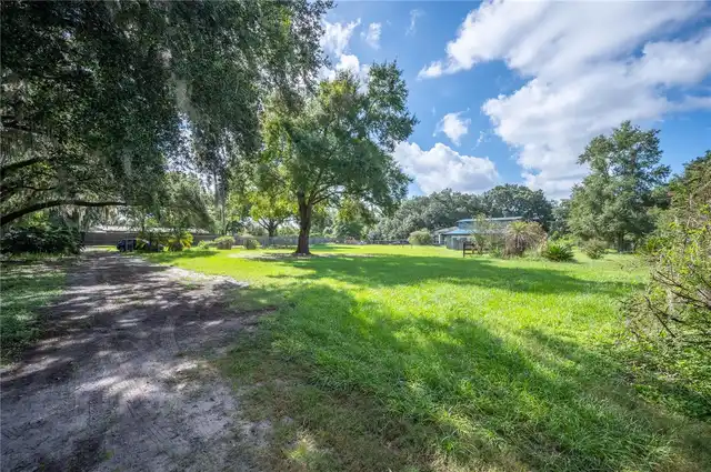 Listing Photo 6