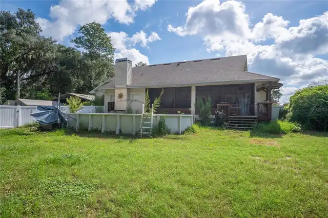 Listing Photo 17