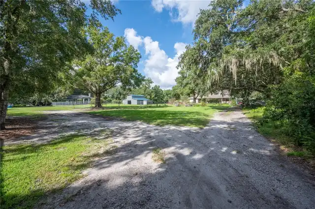 Listing Photo 18