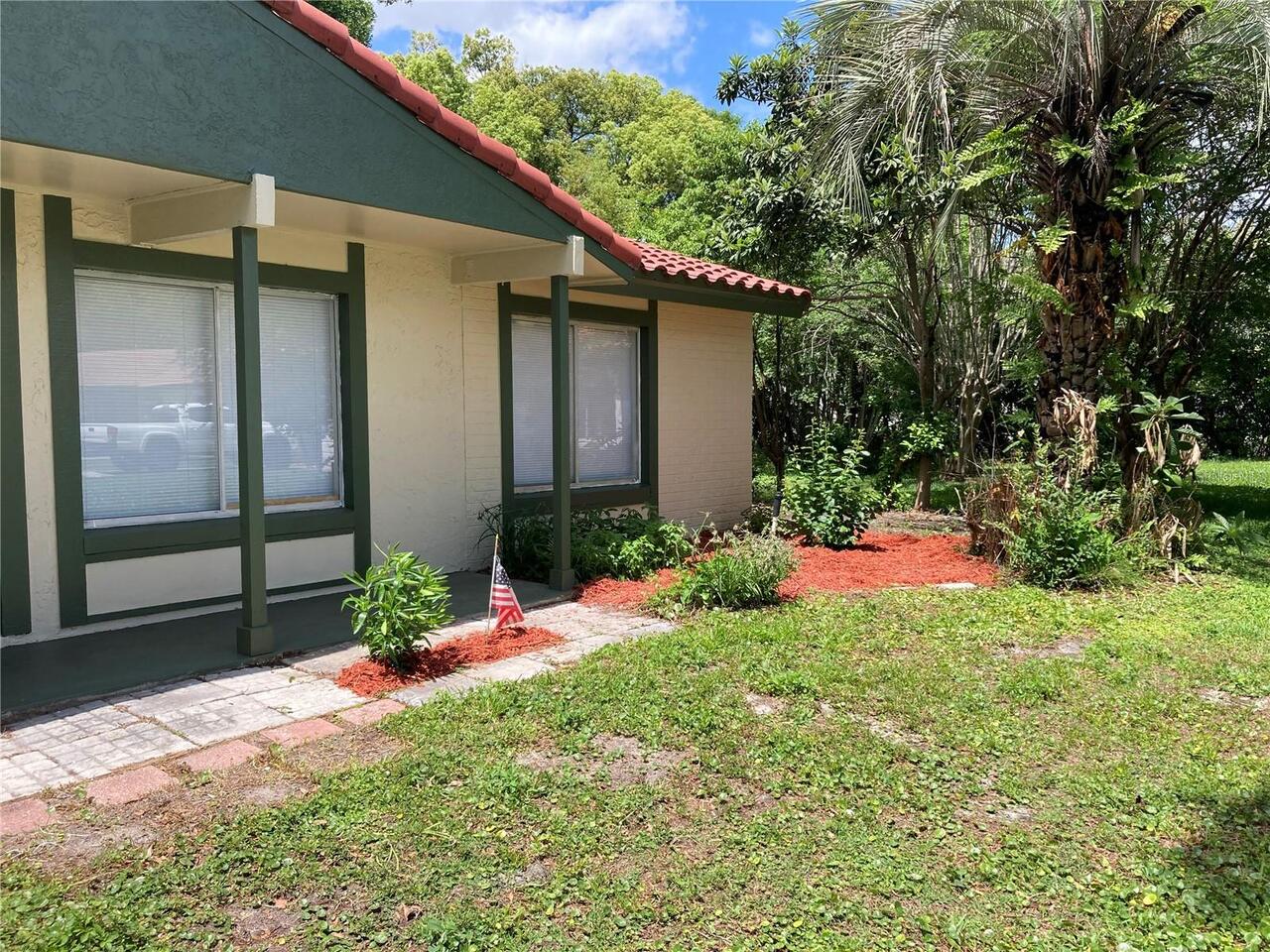 Listing Photo 9