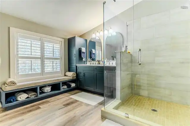 Listing Photo 25