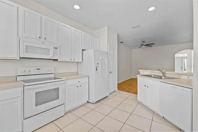 Listing Photo 7