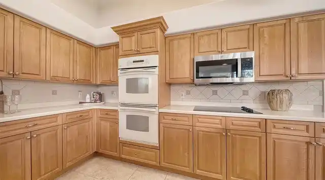 Listing Photo 19
