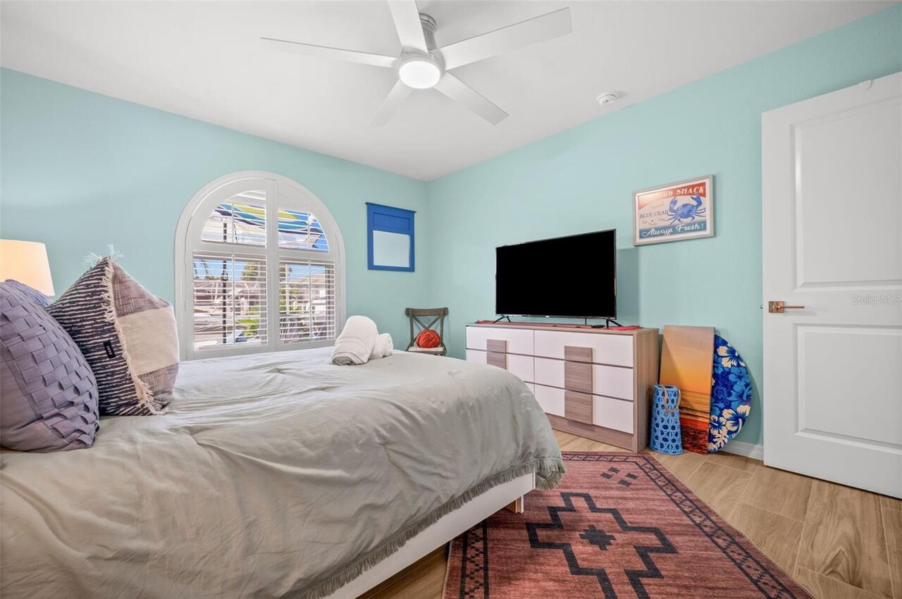 Listing Photo 32