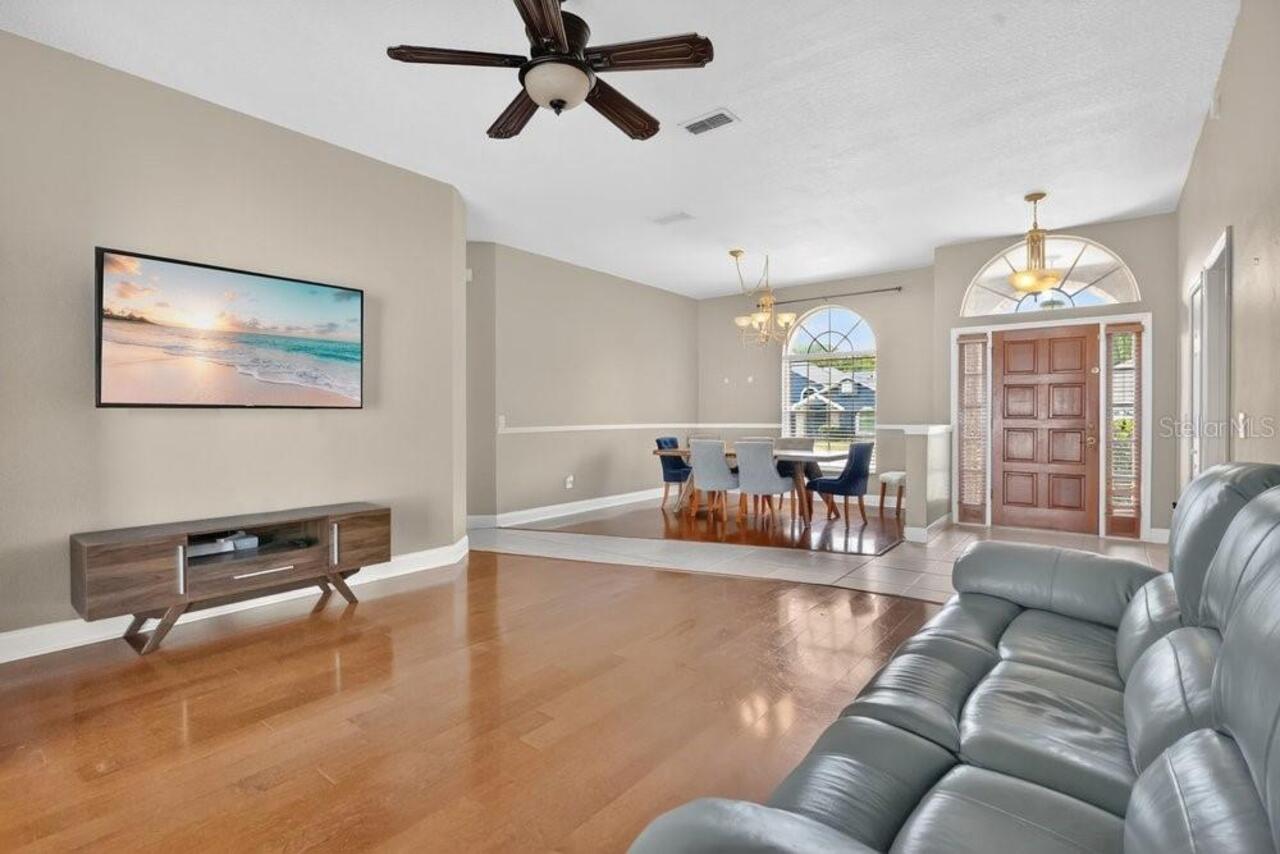 Listing Photo 9