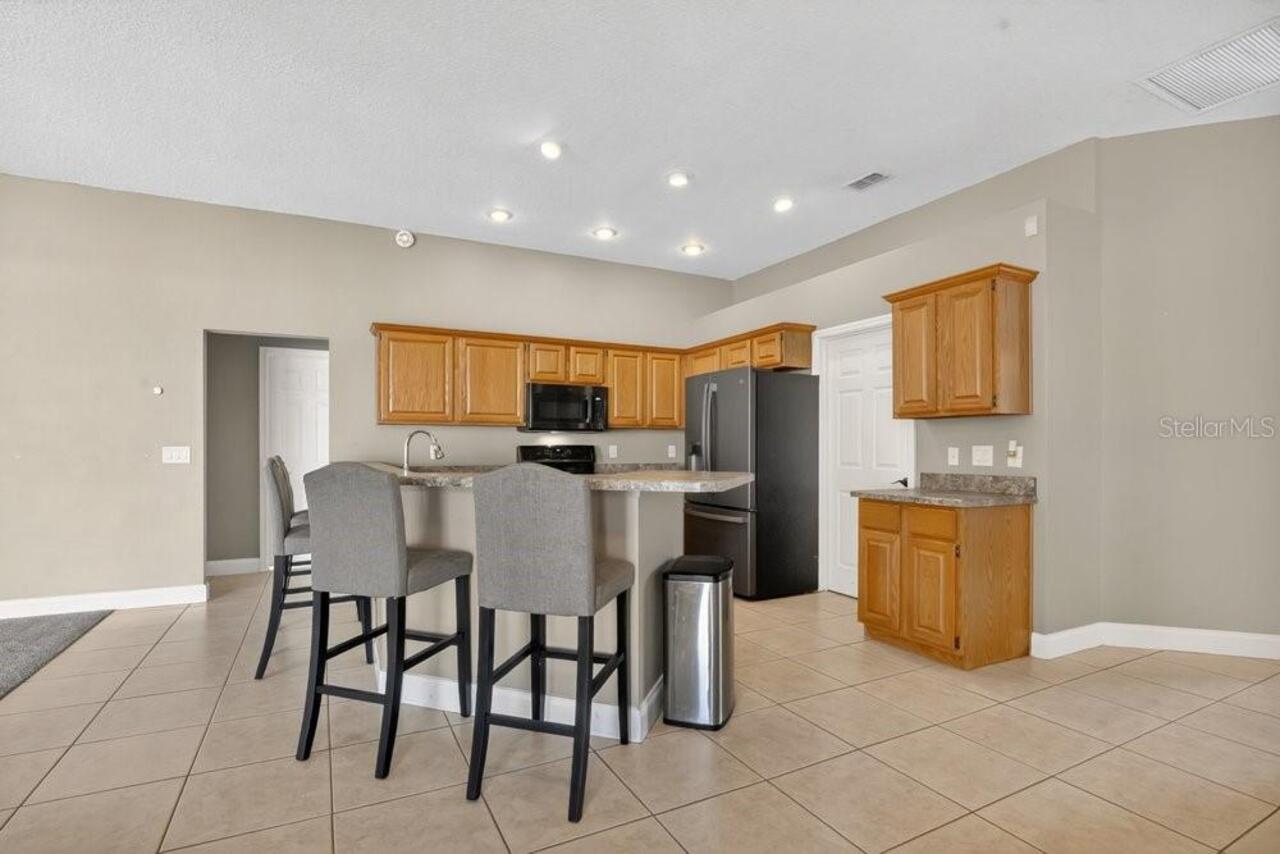 Listing Photo 15