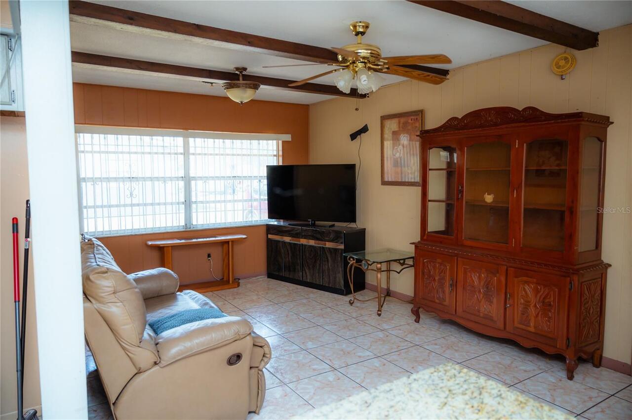 Listing Photo 7