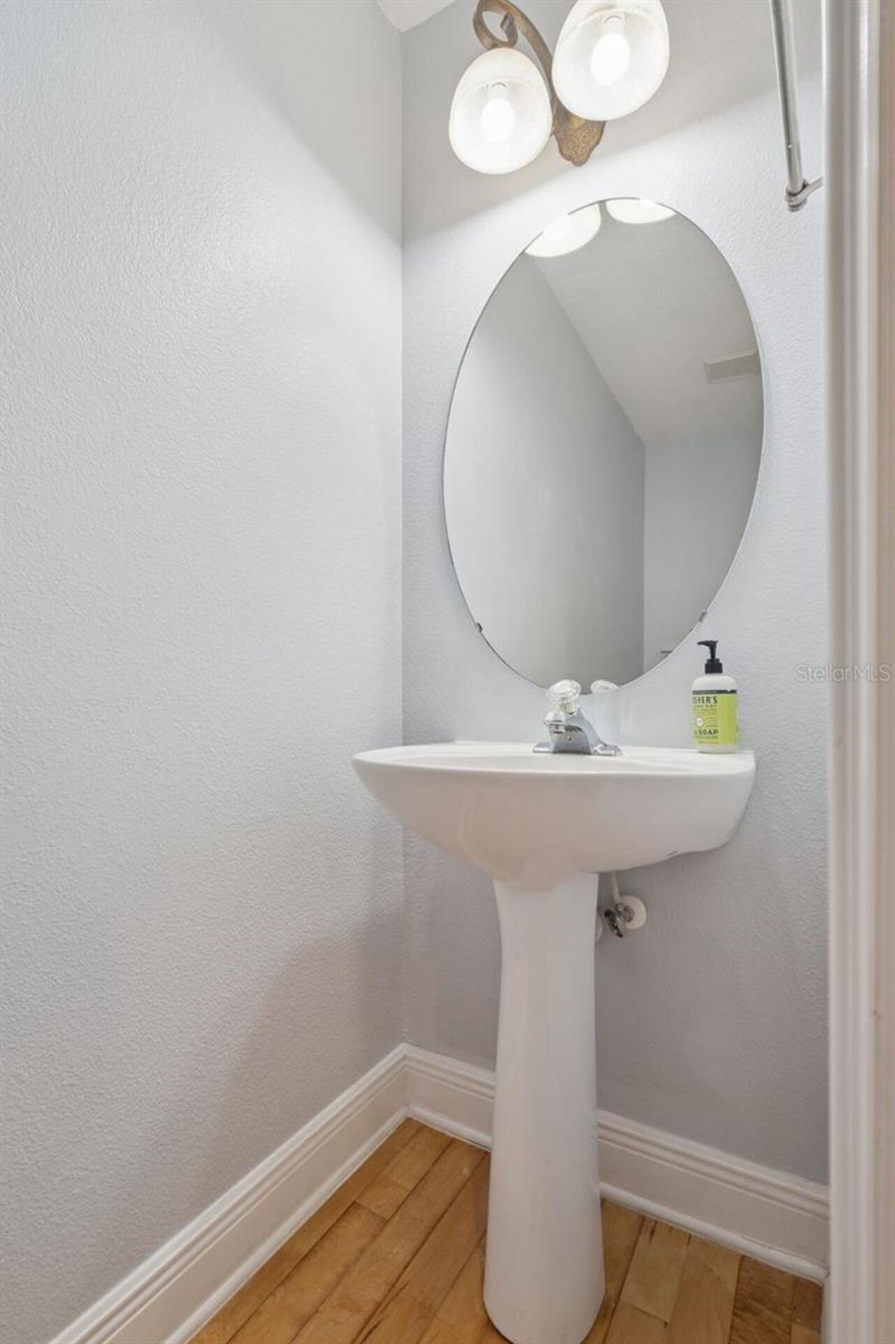 Listing Photo 12