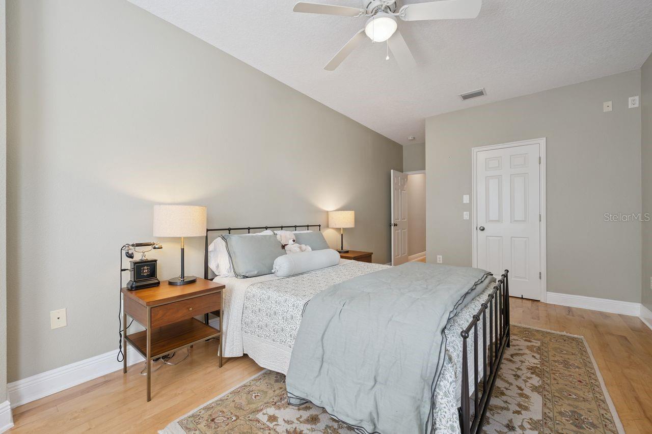 Listing Photo 33
