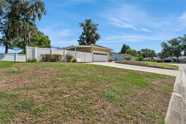 Listing Photo 32
