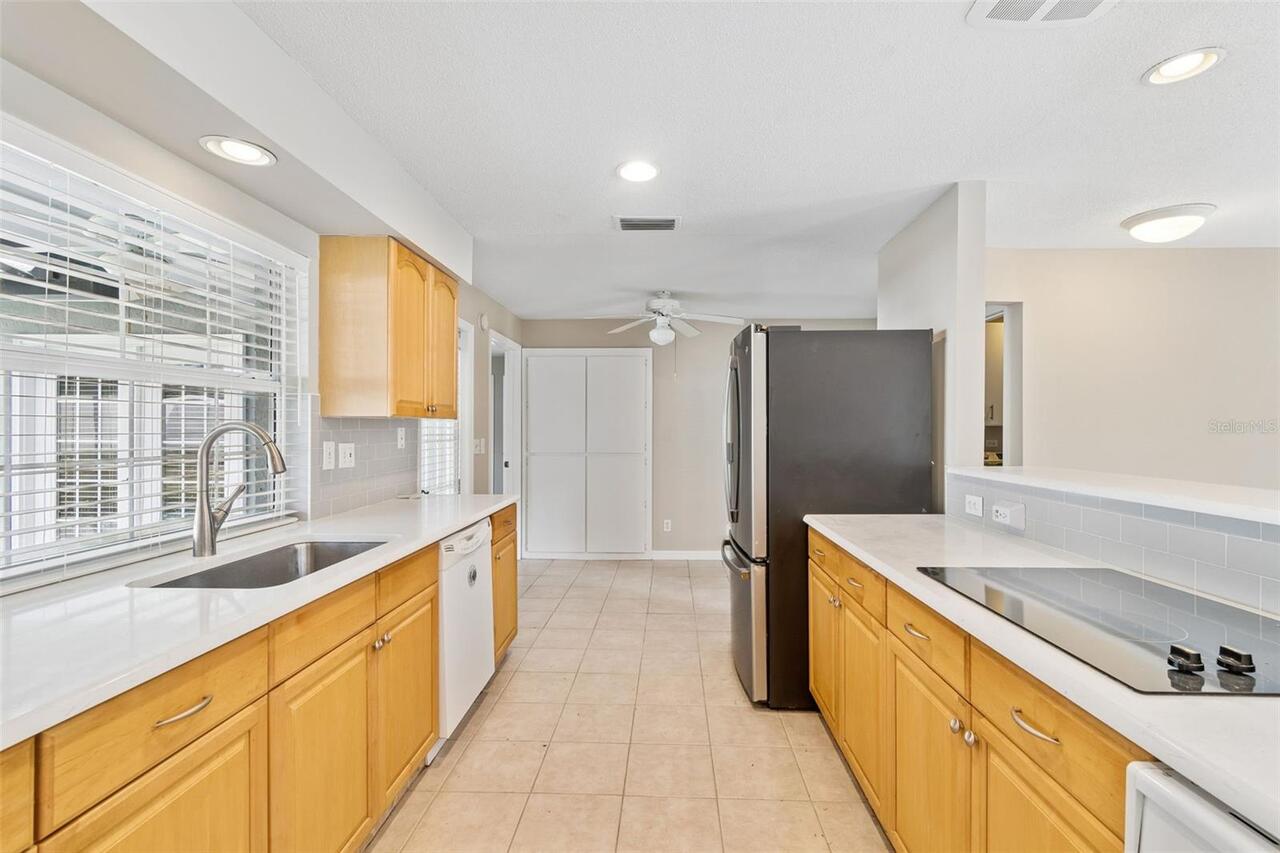 Listing Photo 9