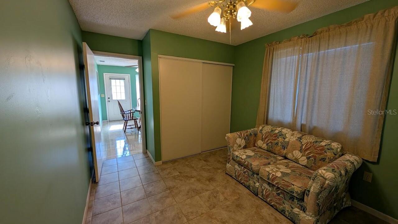 Listing Photo 10