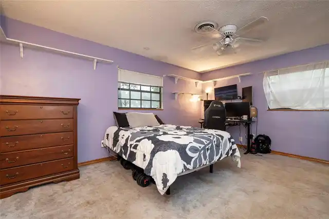 Listing Photo 33