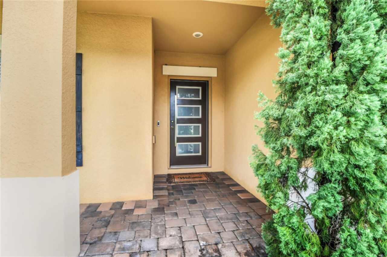 Listing Photo 11