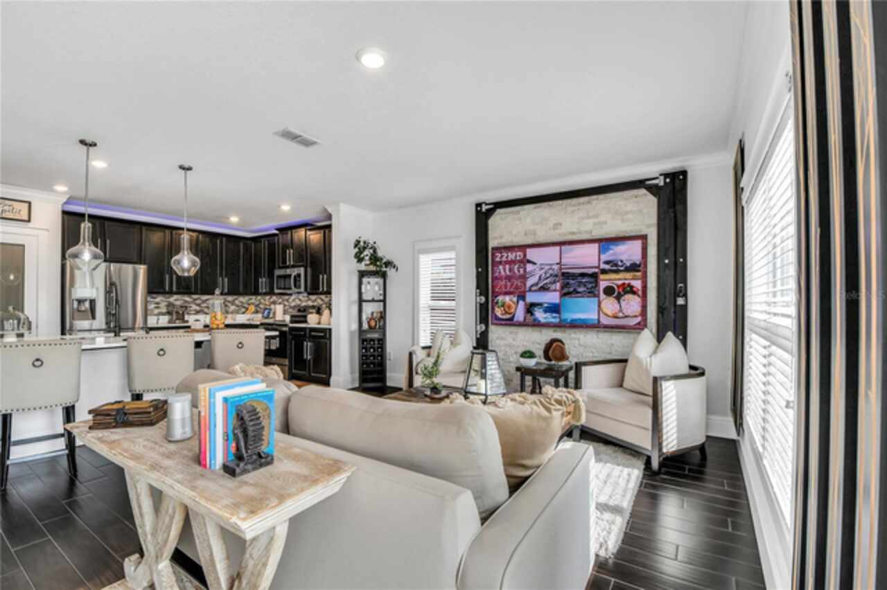 Listing Photo 16