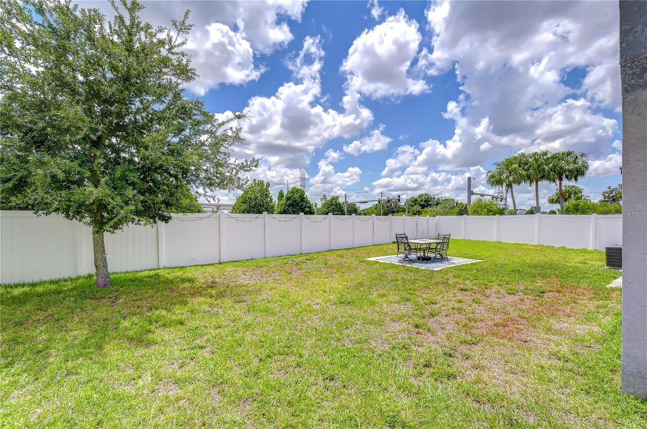 Listing Photo 18