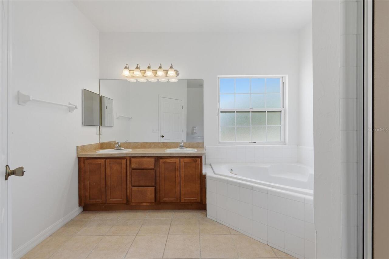 Listing Photo 20