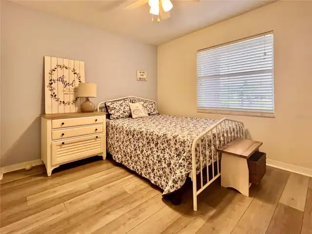 Listing Photo 28