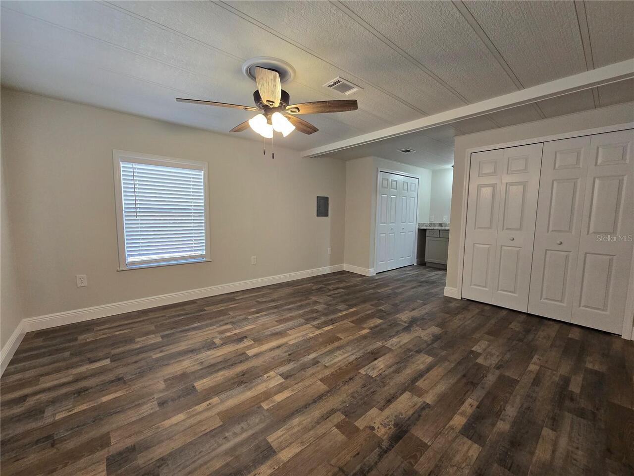 Listing Photo 7