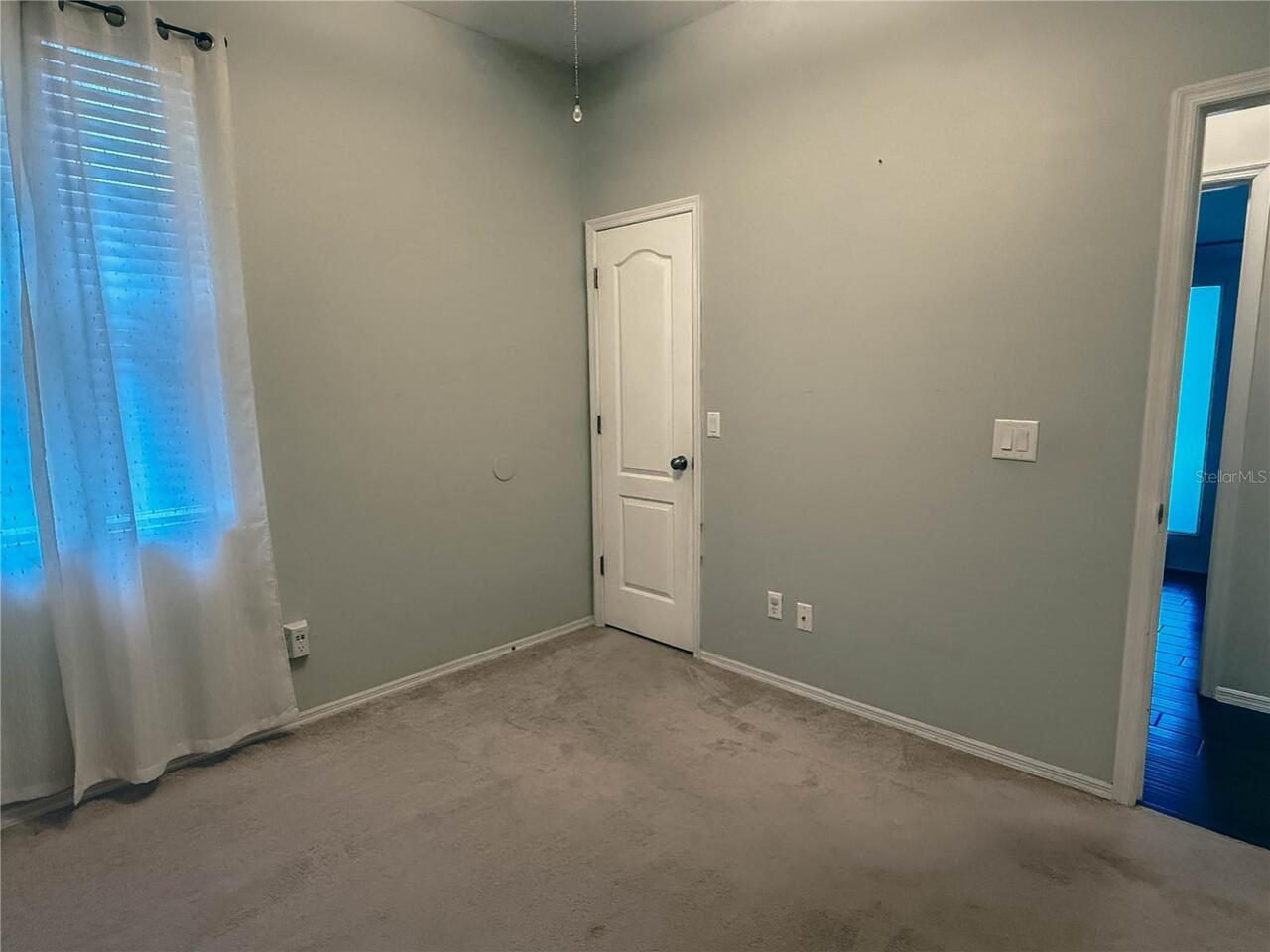 Listing Photo 15