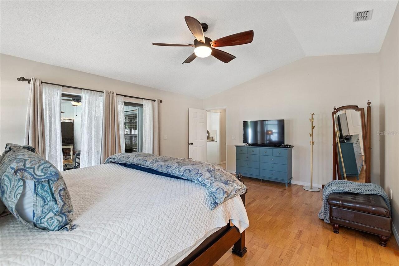 Listing Photo 23