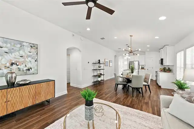Listing Photo 19
