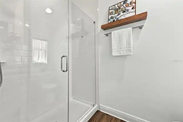 Listing Photo 25